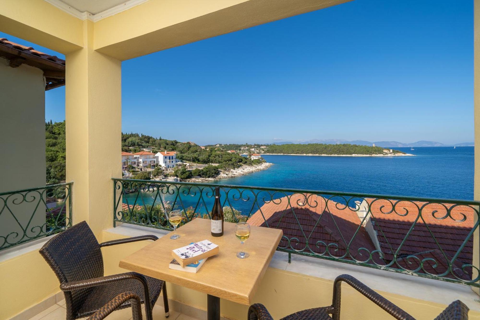 Stella Hotel Apartments Фіскардо Екстер'єр фото