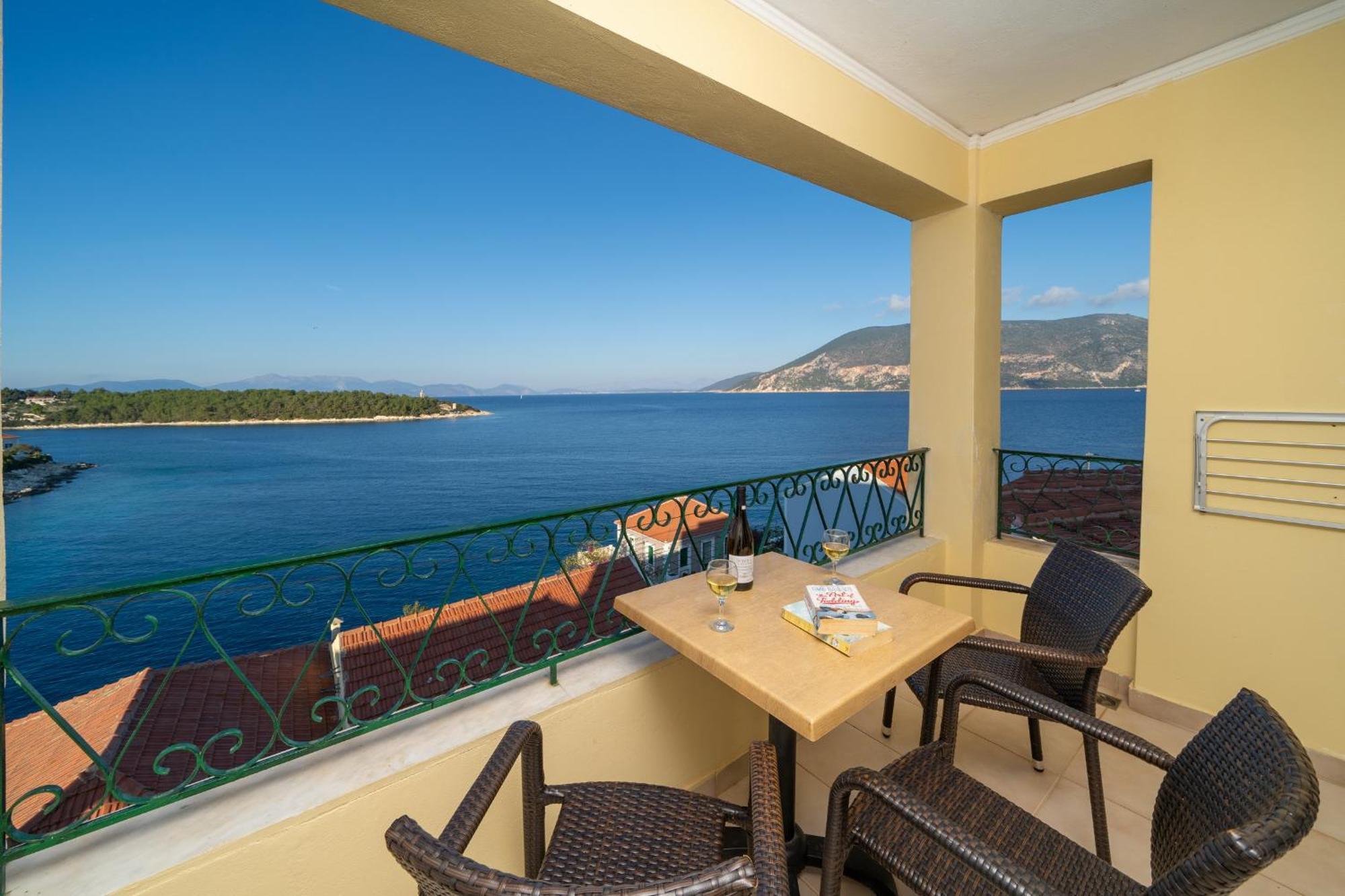 Stella Hotel Apartments Фіскардо Екстер'єр фото