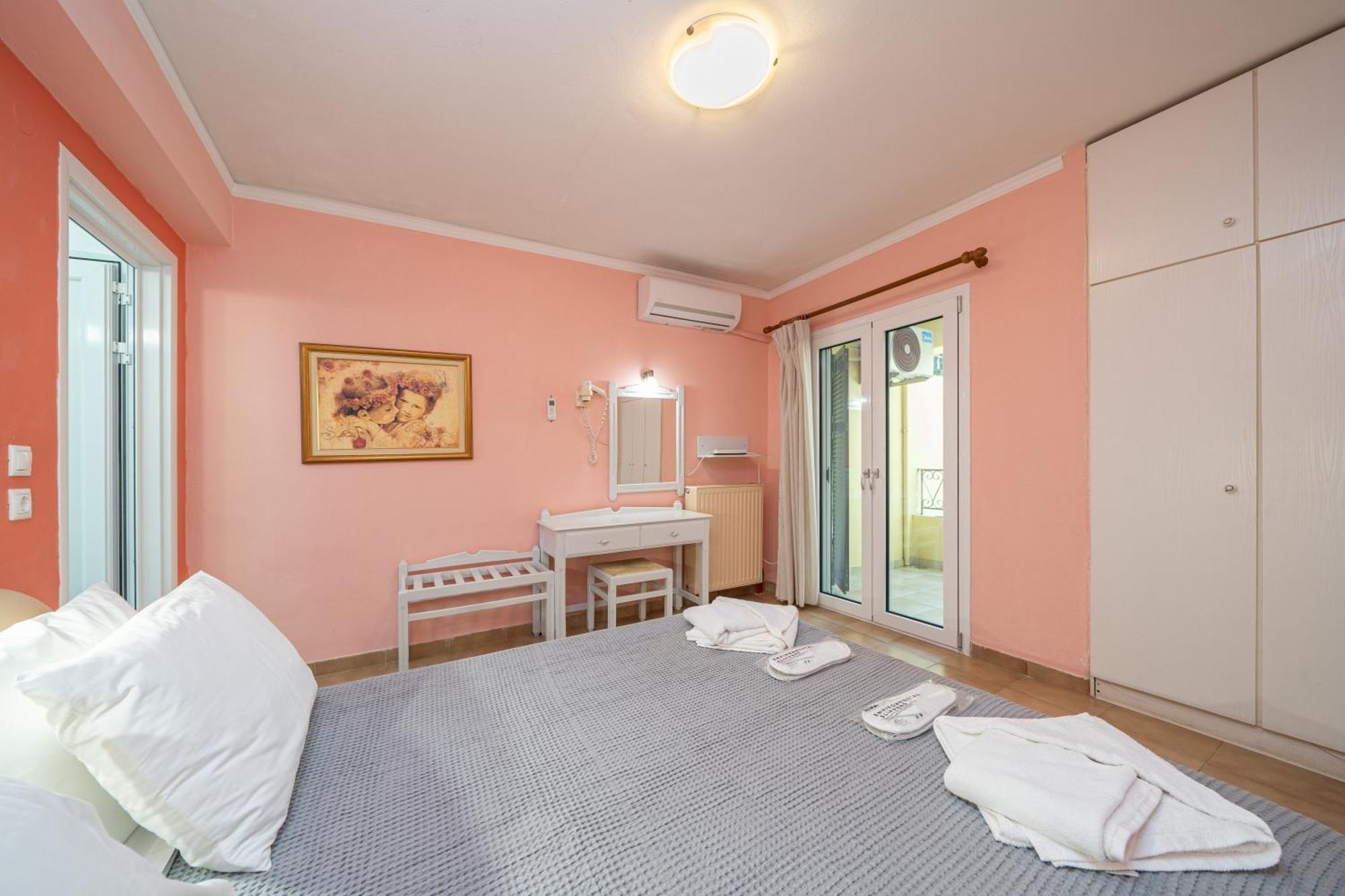 Stella Hotel Apartments Фіскардо Екстер'єр фото